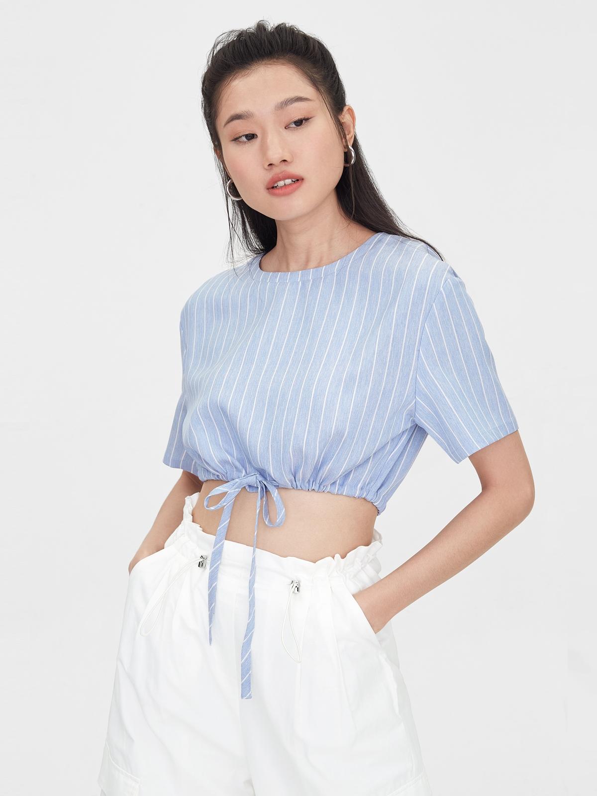 Stripe Tie Front Cropped Top - Blue