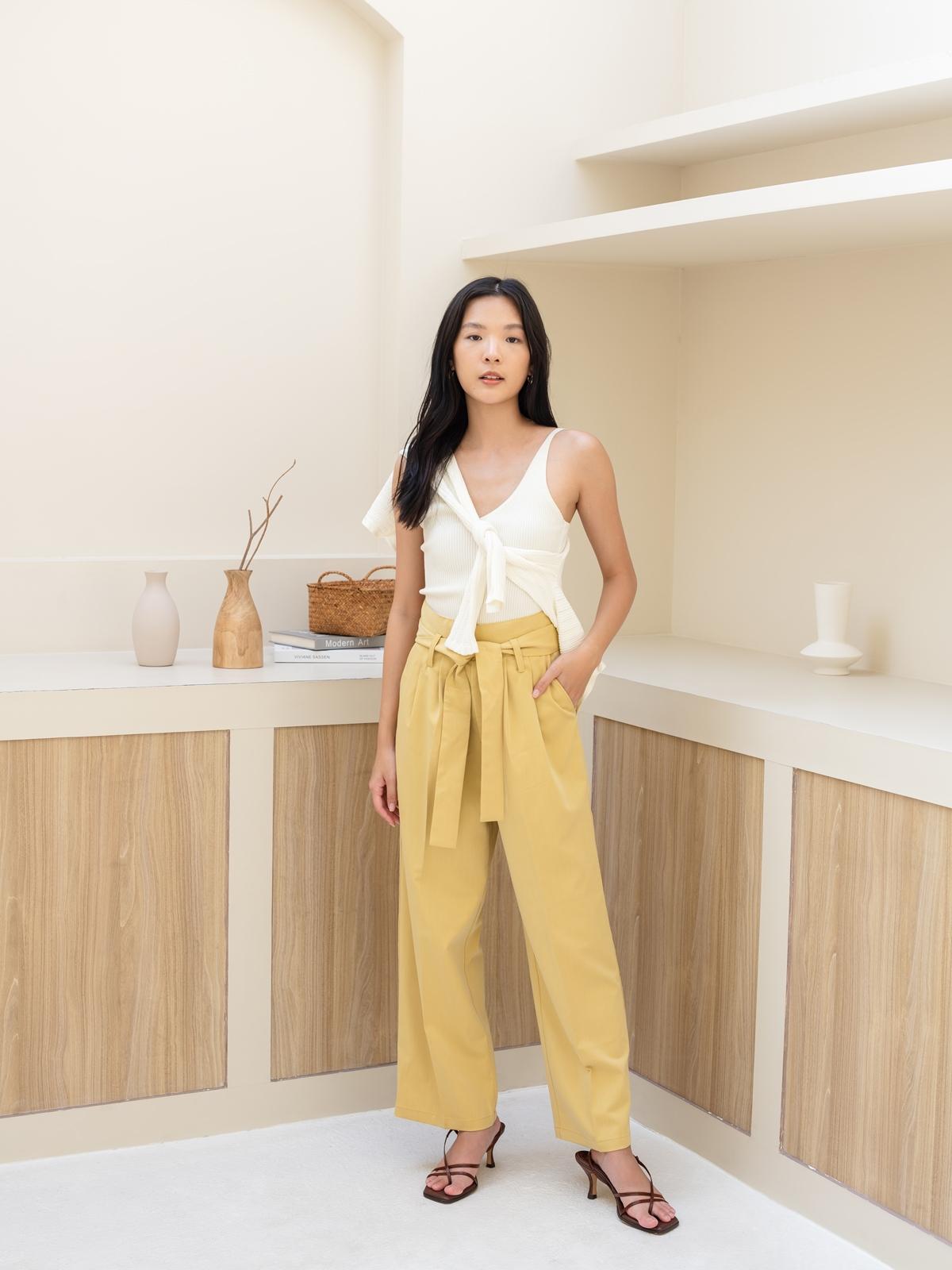 High Waisted Pants - Yellow