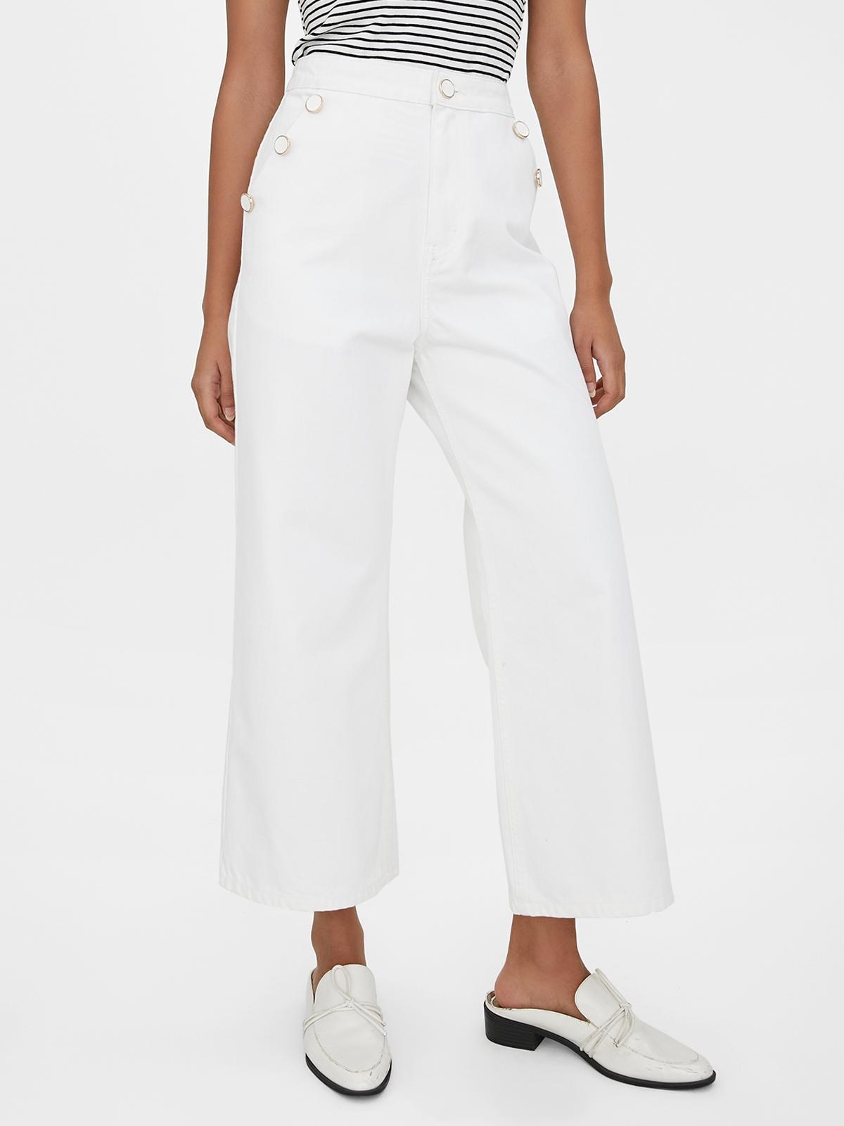 Sustainable Button Detailed Wide Leg Jeans - White