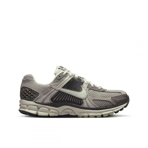 Nike Zoom Vomero 5 Womens