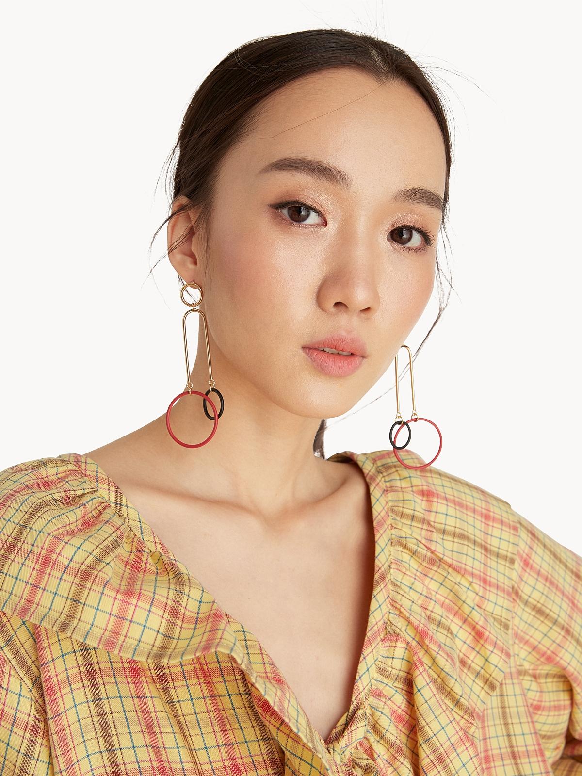 Geometric Chain Drop Earrings - Red
