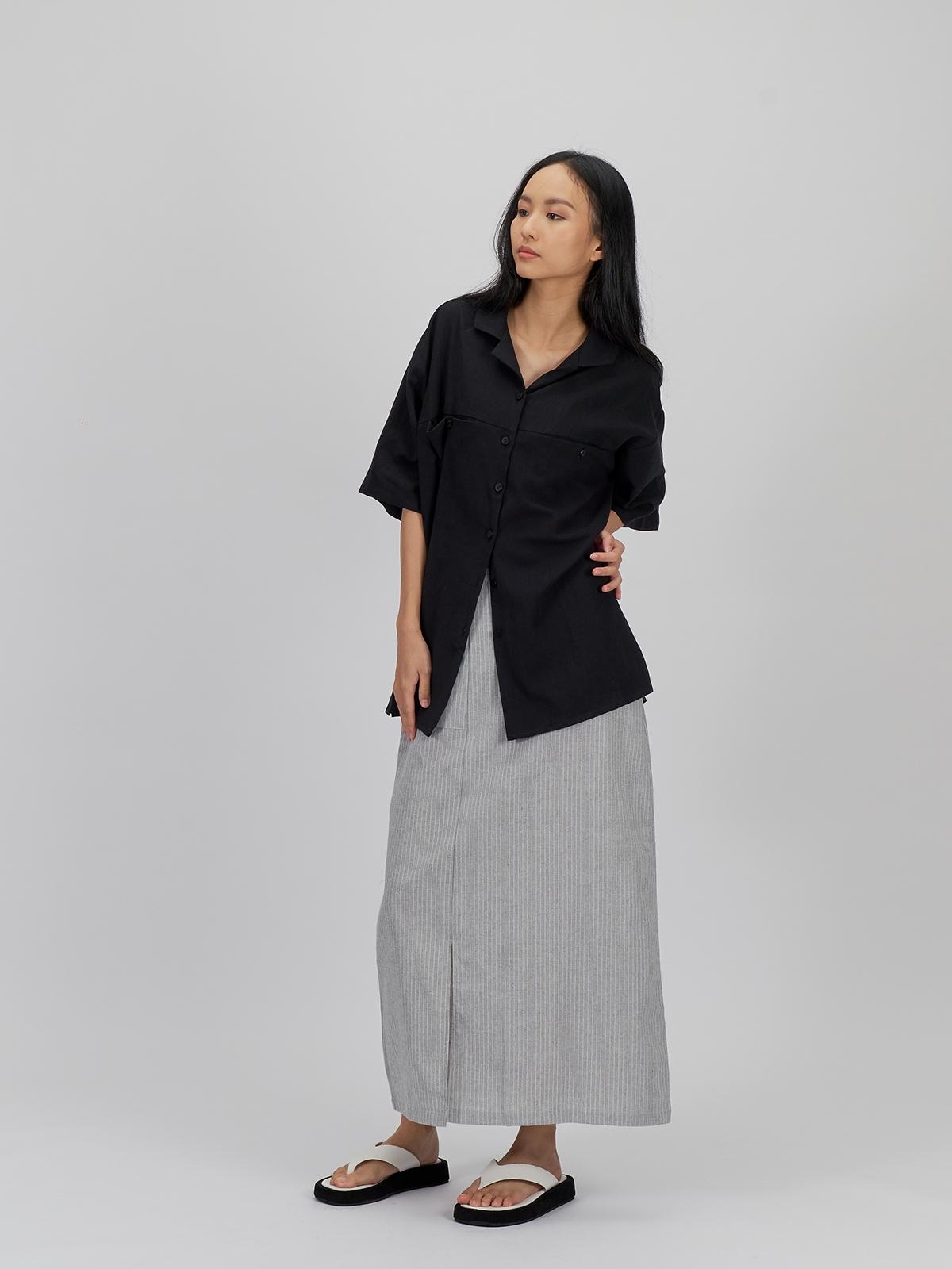 Asa Gender Neutral Short Sleeved Shirt - Black