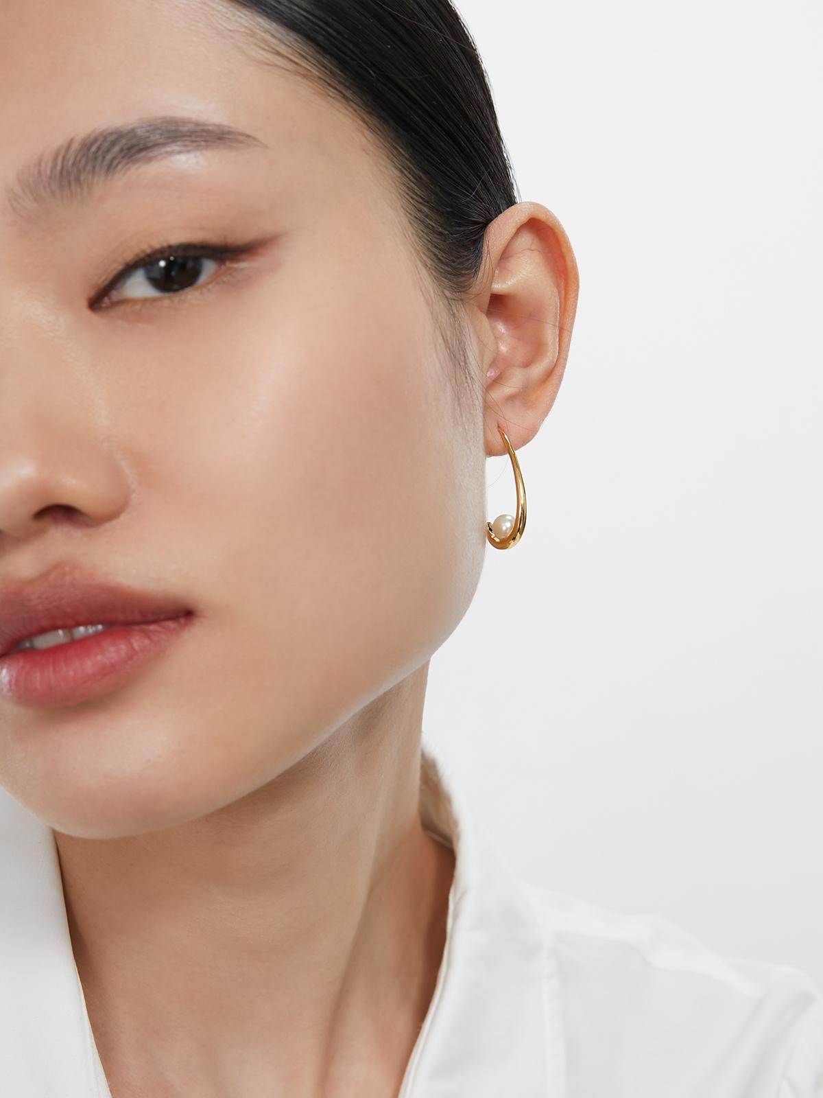 Pearl Earrings - Gold