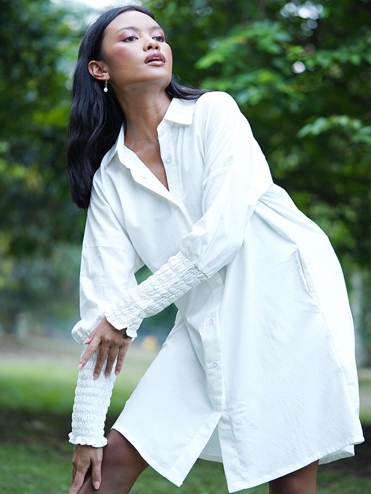 Nona Medieval Dress - White