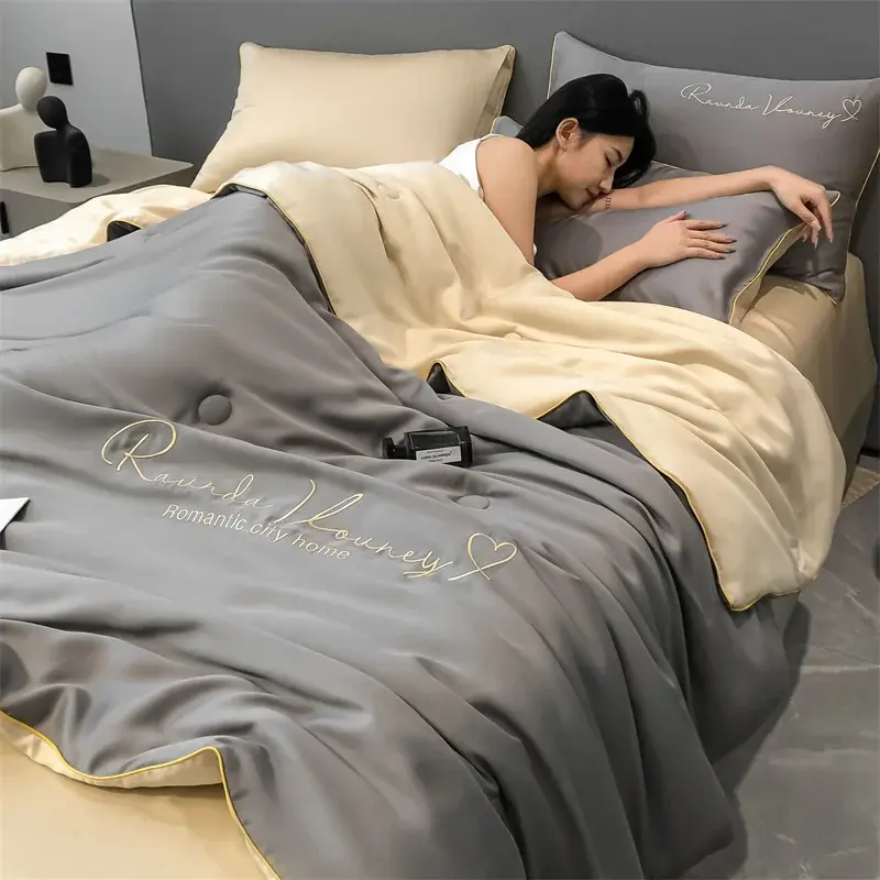 Grade A Washable Ice Silk Summer Quilt Set or 1 Pcs Quilt Skin-friendly  Air Conditioning Embroidered Comforter Summer Blanket
