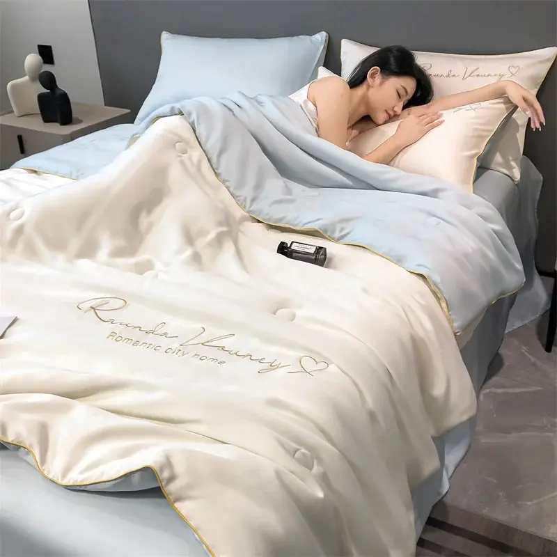 Grade A Washable Ice Silk Summer Quilt Set or 1 Pcs Quilt Skin-friendly  Air Conditioning Embroidered Comforter Summer Blanket