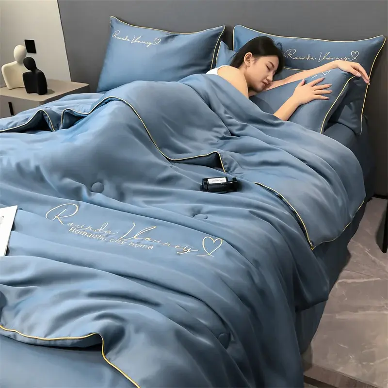 Grade A Washable Ice Silk Summer Quilt Set or 1 Pcs Quilt Skin-friendly  Air Conditioning Embroidered Comforter Summer Blanket