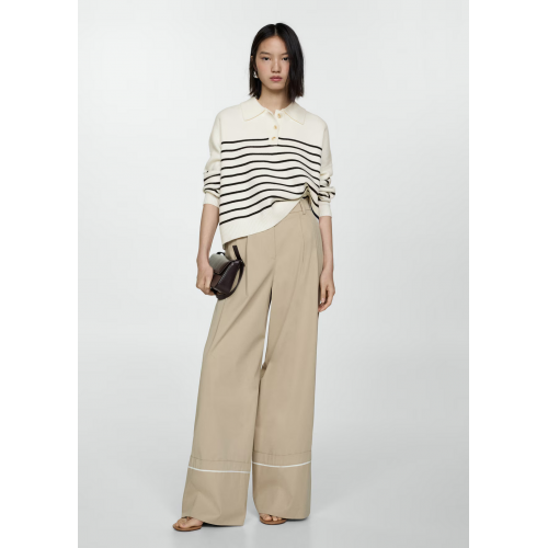 Buttoned collar knit sweater