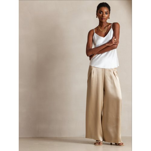  You May Also Like Pure silk Solid Color V-neck Spaghetti straps camisole