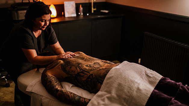 90 Minutes of Treatments at PURE Spa and Beauty for One - Including London Locations