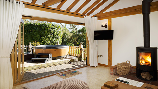 One Night Stay for Two with Hot Tub at Owls Hoot