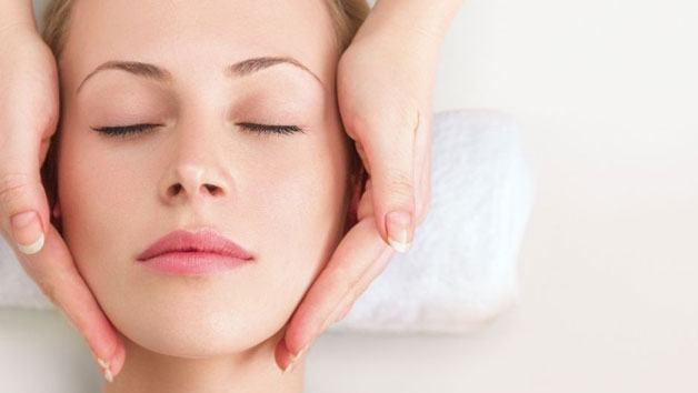 One Night Spa Break with 50 Minute Treatment, Lunch and Dinner at Whittlebury Hall for Two