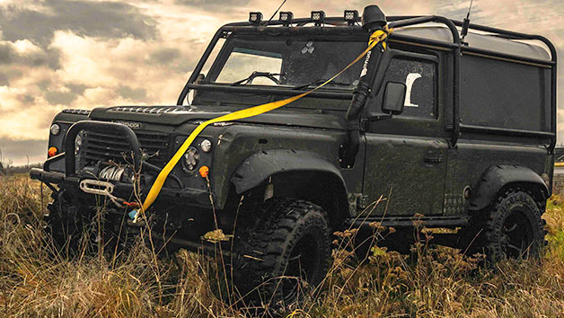 Land Rover Defender Off Road Driving Experience – Special Offer