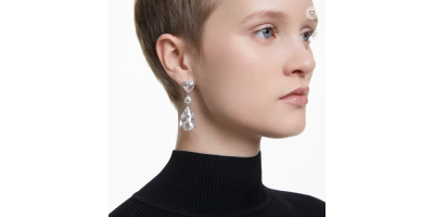 Mesmera drop earrings