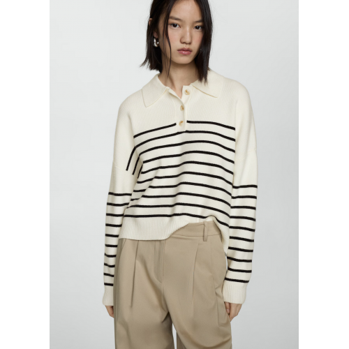 Buttoned collar knit sweater