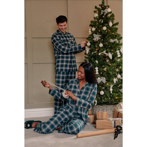 His and Hers Plaid Pyjama Sets in Green